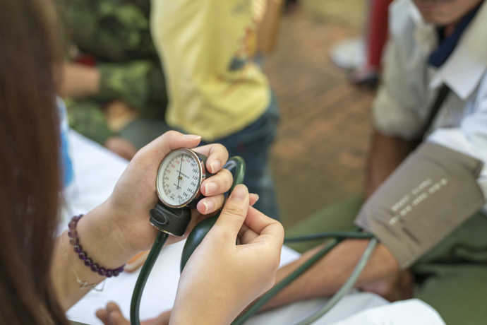 Persona con microseguro recibe atención médica